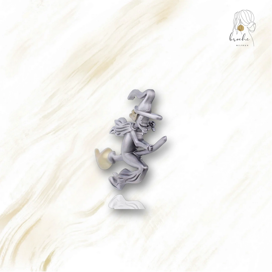 Broche Originale Sorcière Et Son Balai