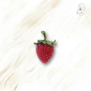 Broche Petite Fraise Strass