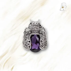 Broche Scarabée Émeraude Protecteur