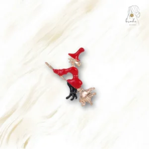 Broche Sorcière Balai Magique